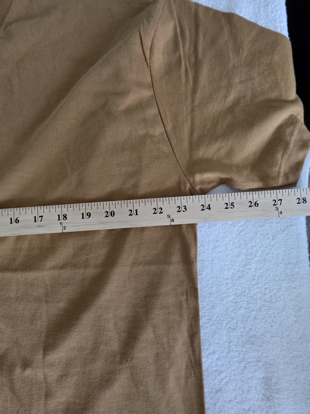 Galaxy By Harvic Men's V-Neck Short Sleeve Shirt in Camel - Picture 3 of 6